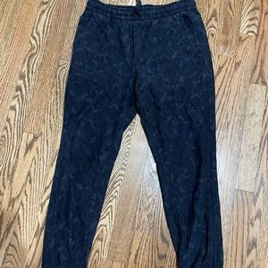 Athleta Farallon jogger blue camo size 8
